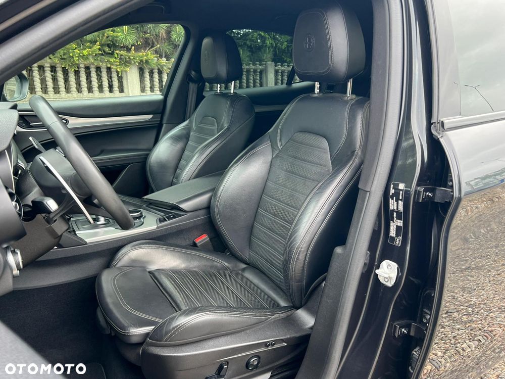 Alfa Romeo Stelvio 2.2 JTDM Executive Q4 - 26
