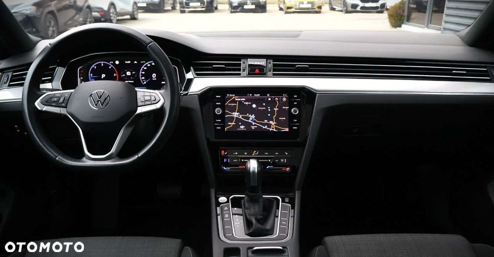 Volkswagen Passat Variant - 21