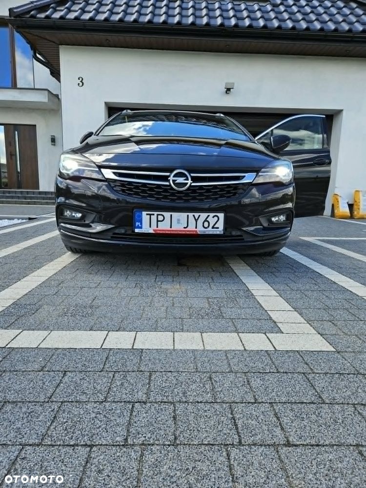 Opel Astra 1.6 BiTrb D (CDTI) Start/Stop Dynamic - 2