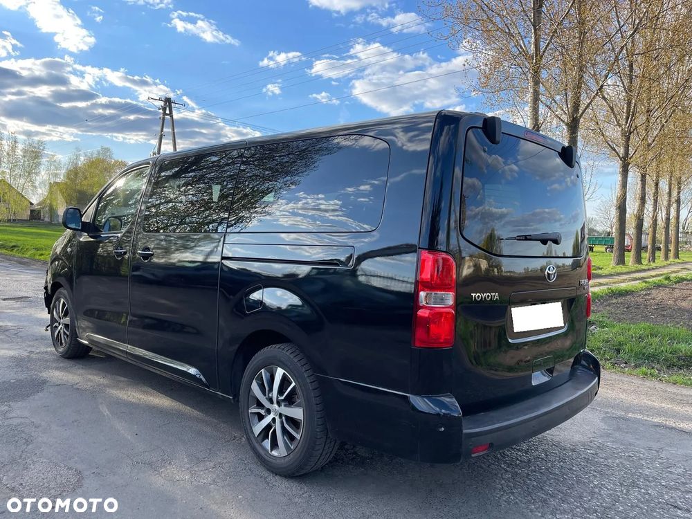 Toyota Proace Verso 2.0 D4-D Long VIP - 32