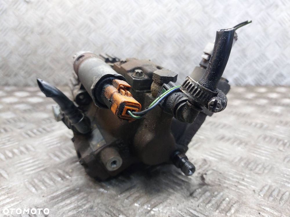 POMPA WTRYSKOWA + WTRYSKIWACZE FIESTA MK5 1.4 TDCI 9649574480 9645988580 - 5