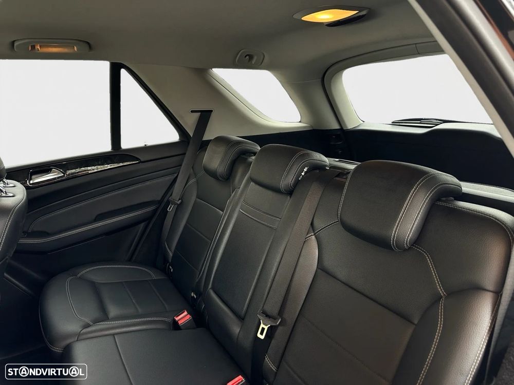 Mercedes-Benz ML 350 BlueTEC - 11