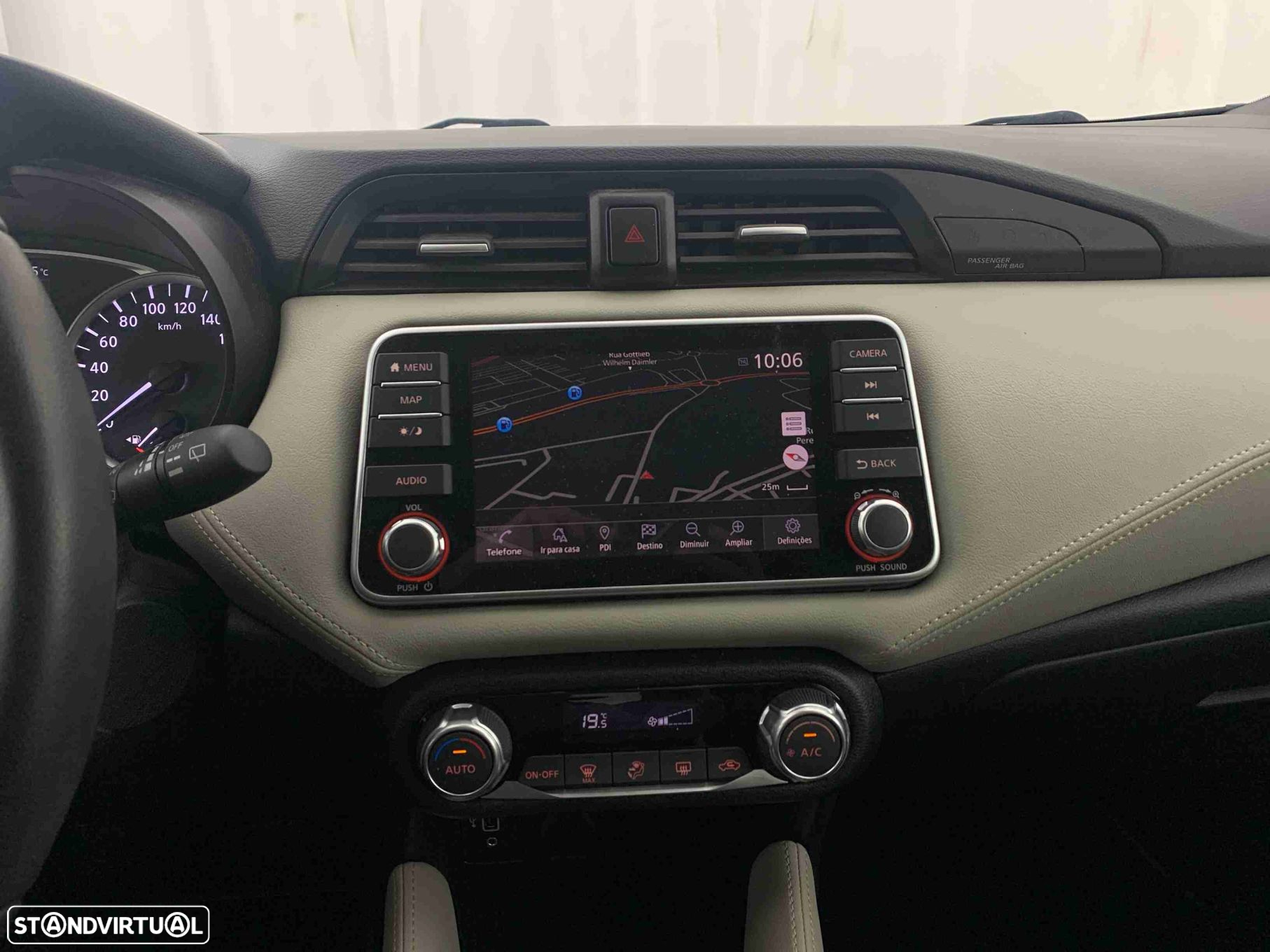 Nissan Micra 1.0 IG-T Tekna - 11