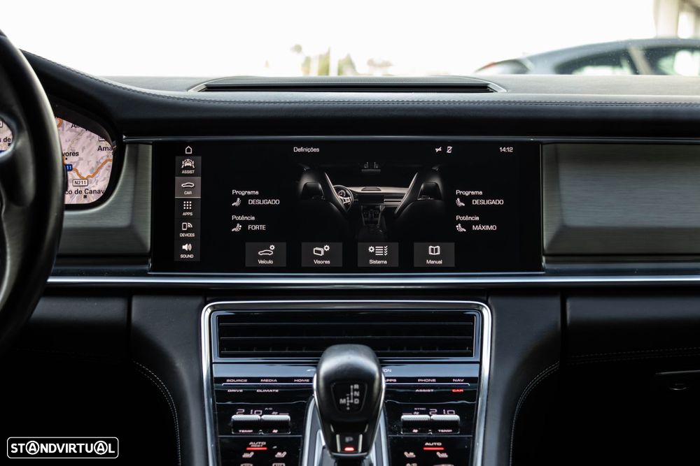 Porsche Panamera 4 S - 46