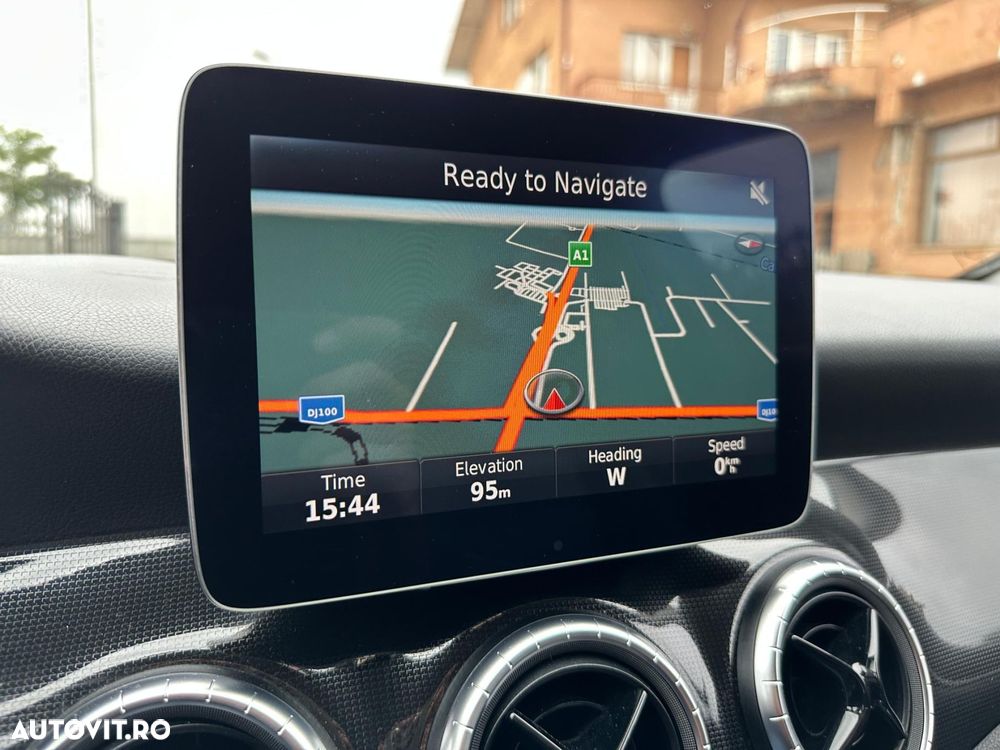 Mercedes-Benz CLA - 11