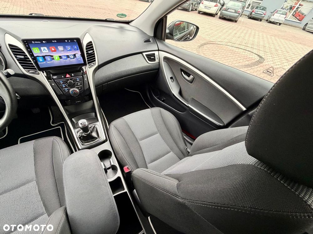 Hyundai i30 - 12