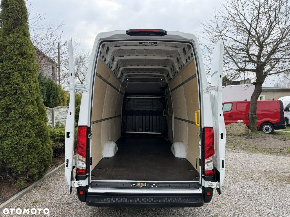 Iveco Daily 35S16 - 16