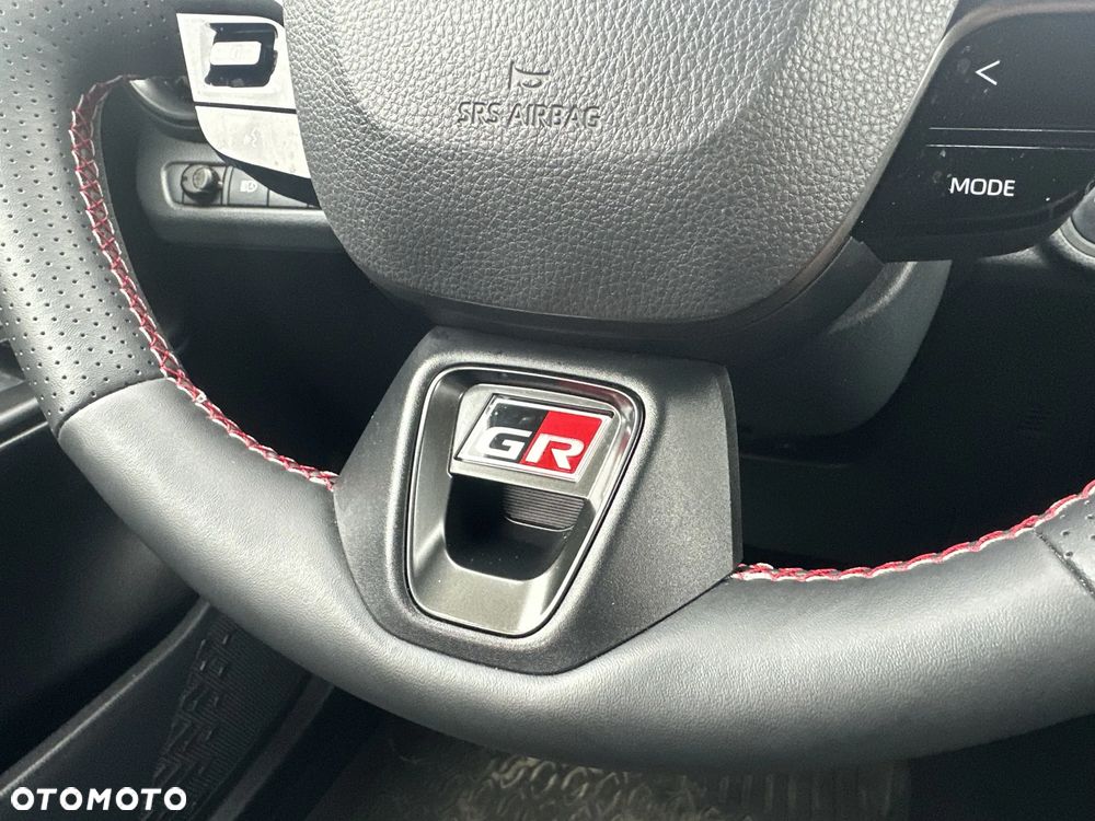 Toyota C-HR - 26