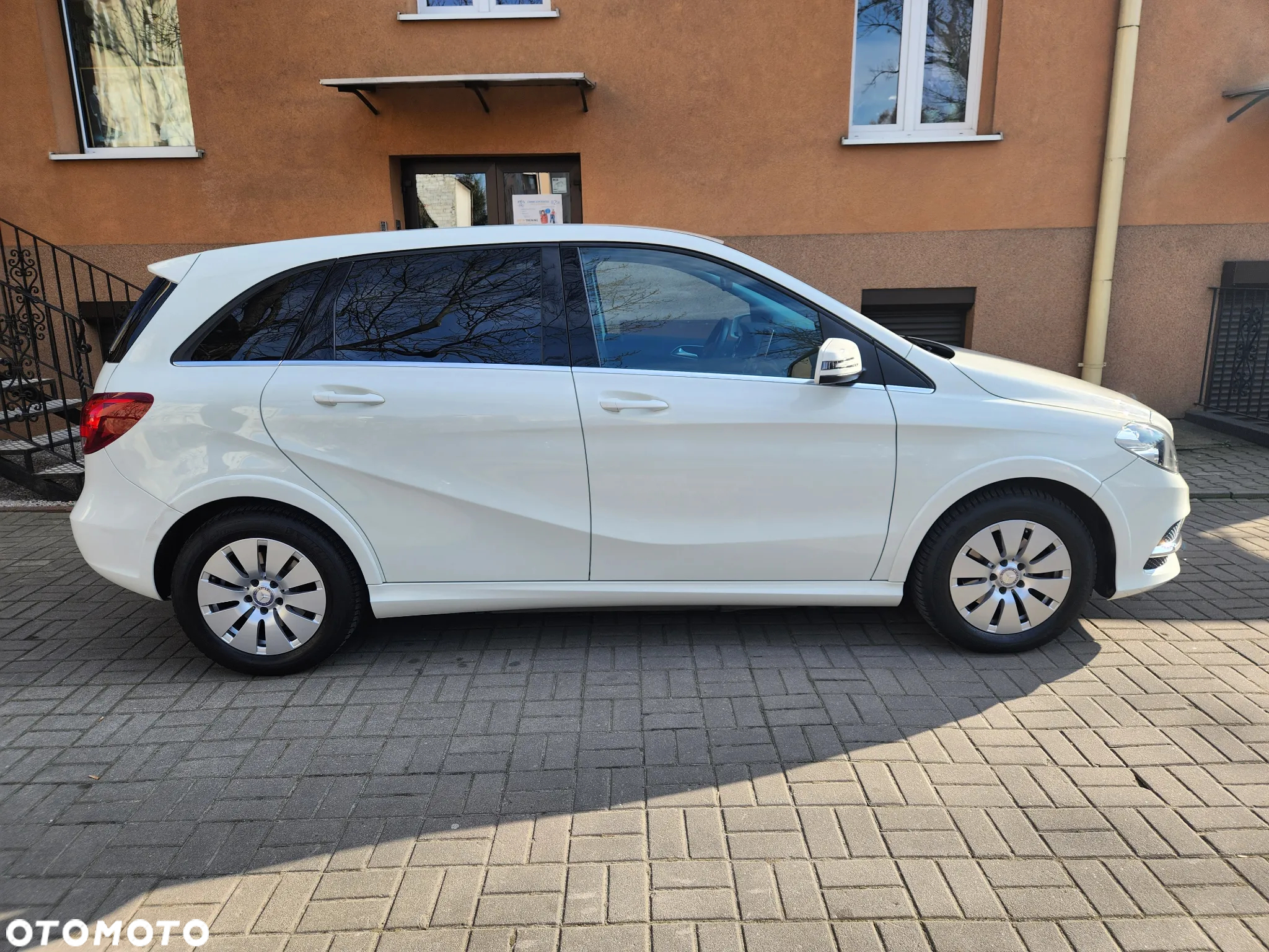 Mercedes-Benz Klasa B (Electric Drive) 250 e - 3