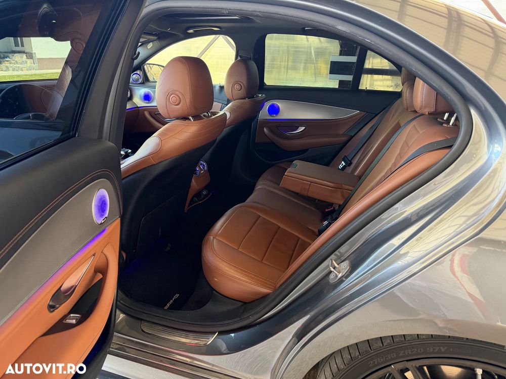 Mercedes-Benz E 220 d 4MATIC Aut. - 9