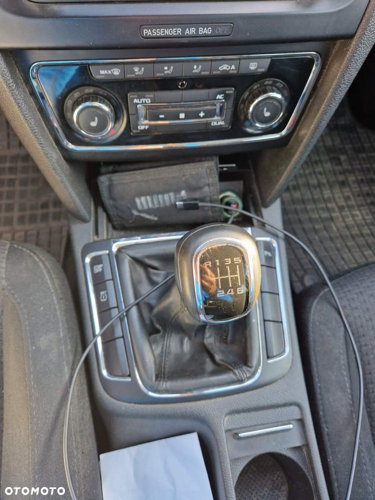 Skoda Superb 2.0 TDI Comfort - 14
