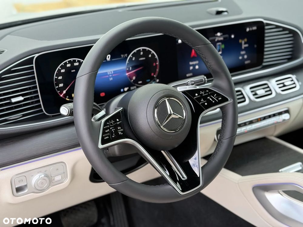 Mercedes-Benz GLE - 25