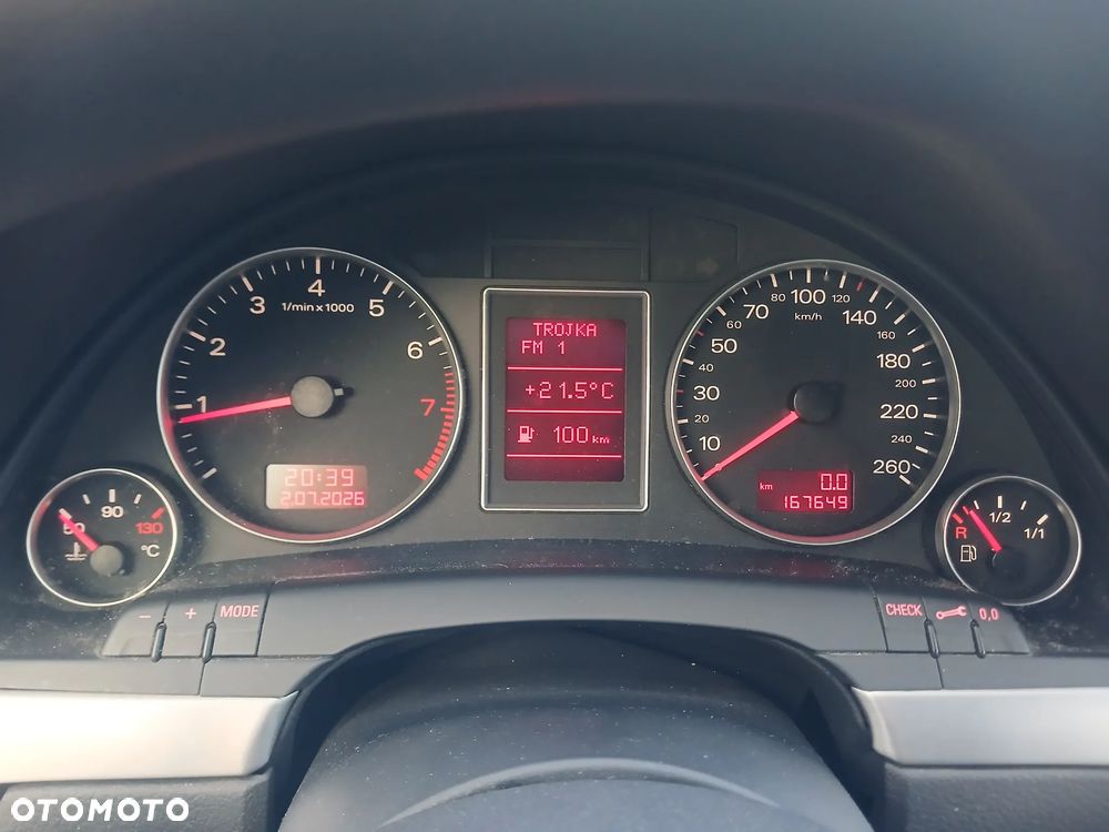 Audi A4 Avant - 8
