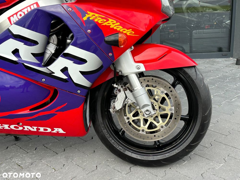 Honda CBR - 8
