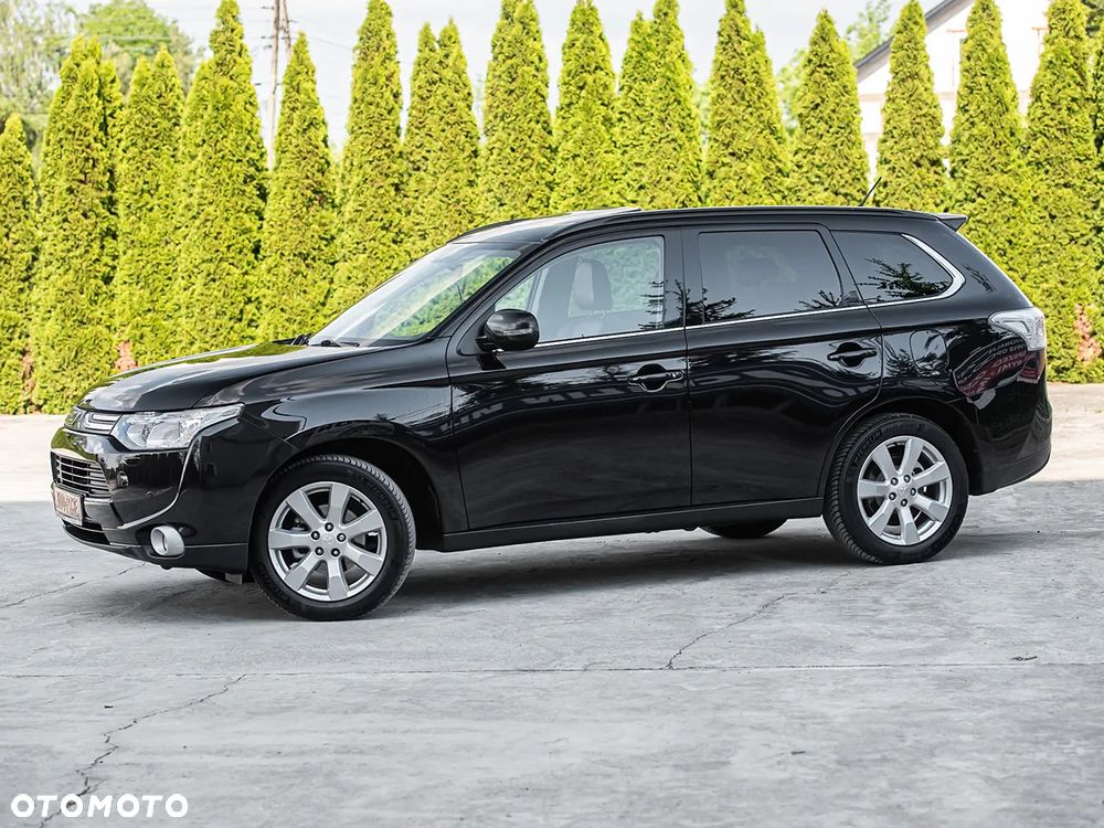 Mitsubishi Outlander - 7
