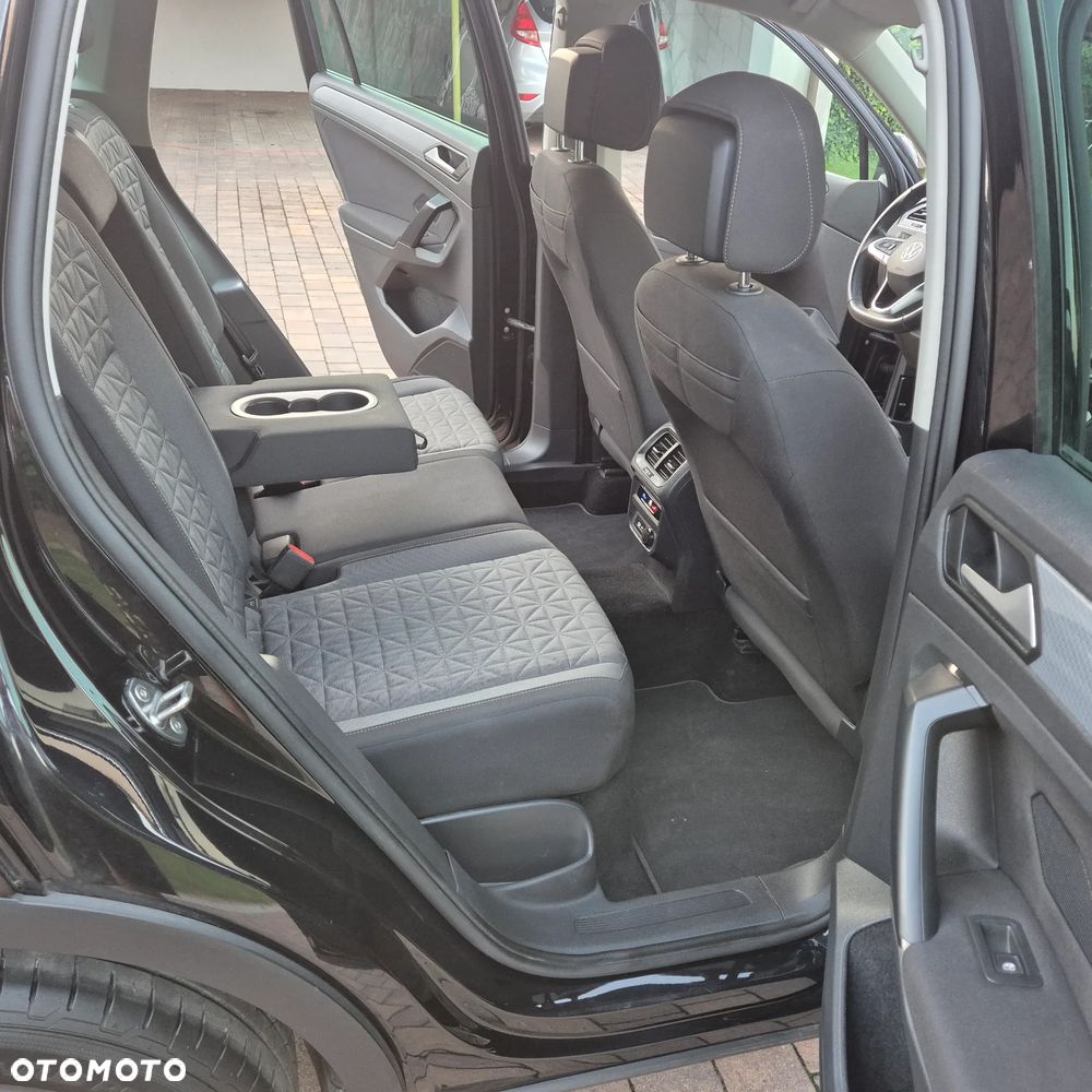Volkswagen Tiguan - 23