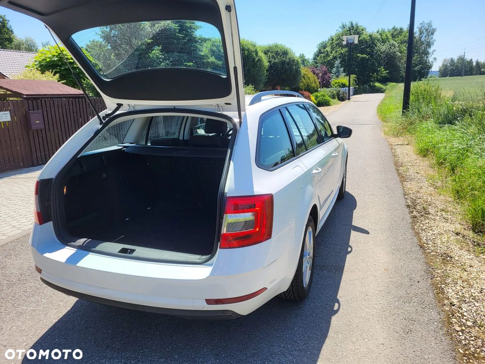 Skoda Octavia 1.6 TDI Ambition - 3