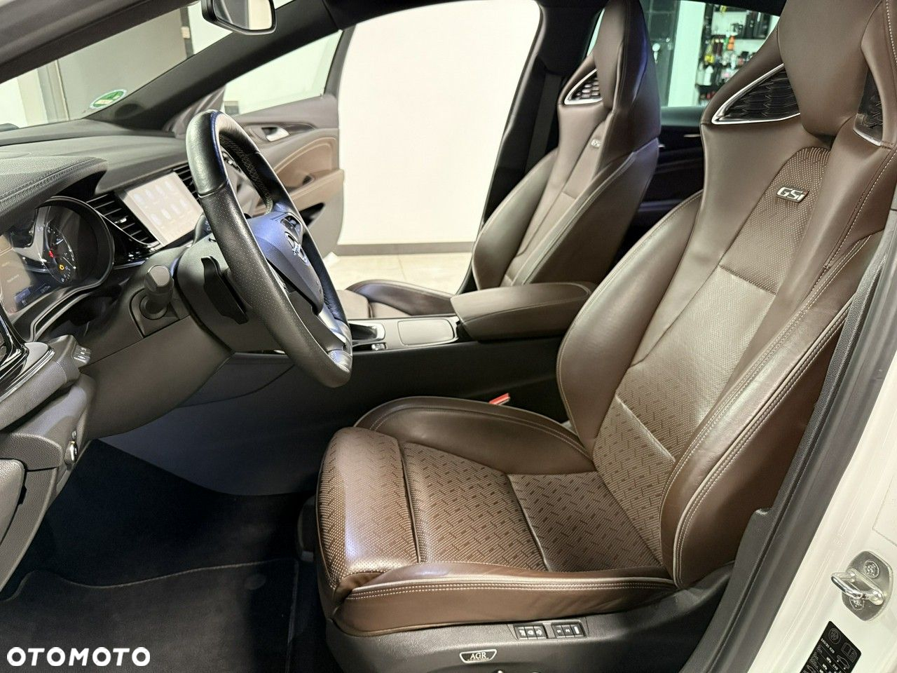 Opel Insignia Grand Sport 2.0 BiTurbo D 4x4 Automatik GSI - 33