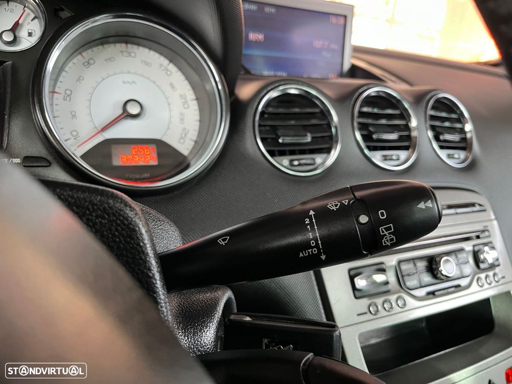 Peugeot 308 SW 1.6 e-HDi Allure CVM6 - 21