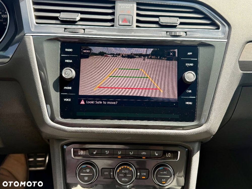 Volkswagen Tiguan - 17