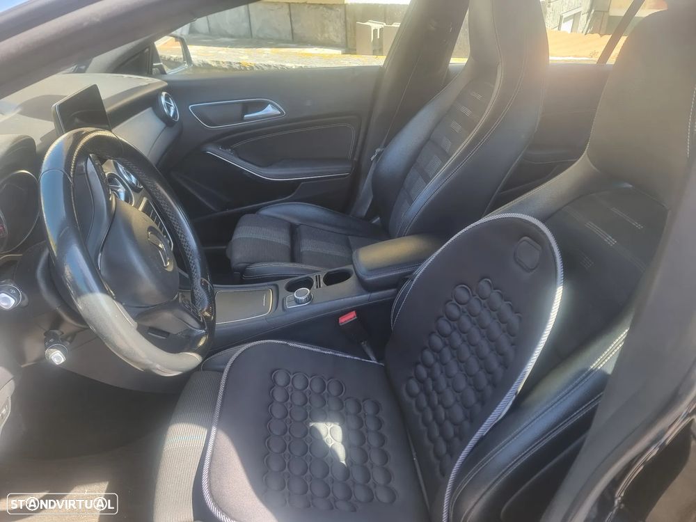 Mercedes-Benz CLA 200 d 4Matic 7G-DCT Urban - 5