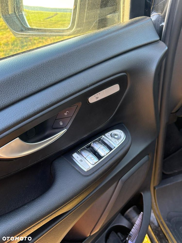 Mercedes-Benz Klasa V 220 d lang 4Matic 7G-TRONIC - 20