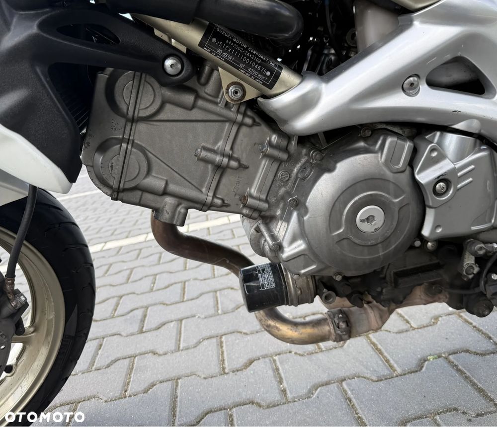 Suzuki Gladius - 18