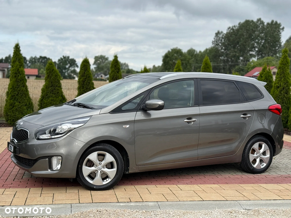 Kia Carens 1.7 CRDi M