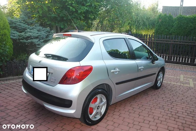 Peugeot 207 1.4 16V Presence - 5