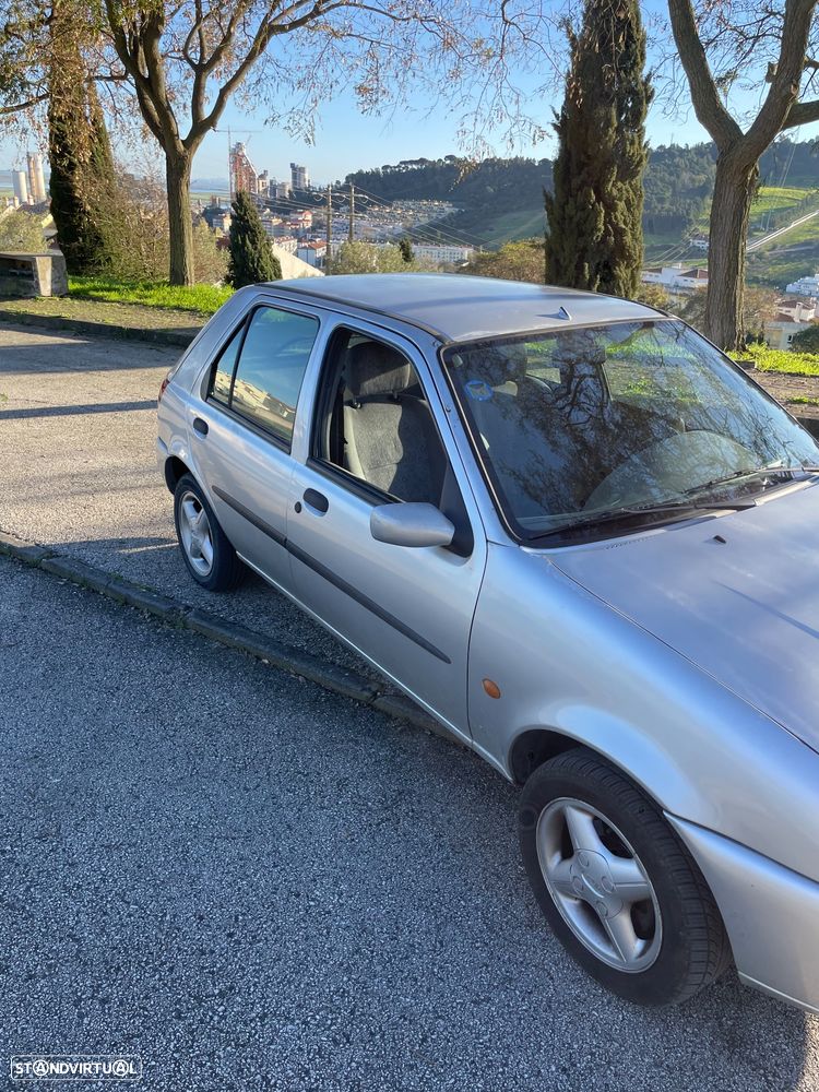 Ford Fiesta 1.25 Techno - 3