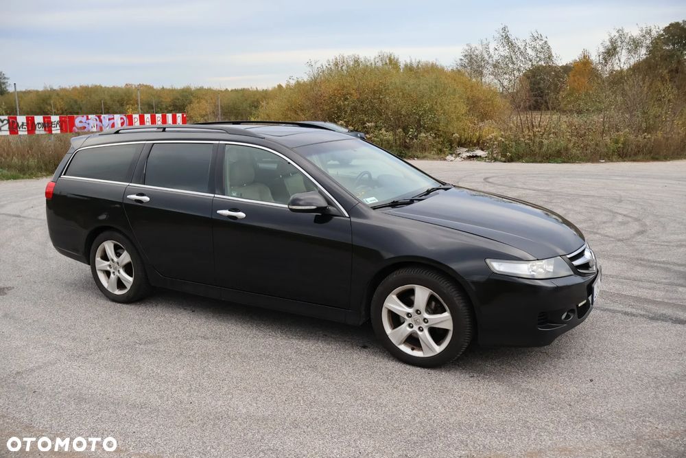 Honda Accord - 2