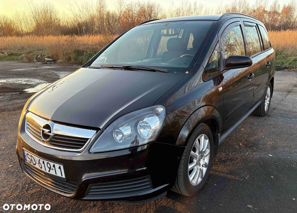 Opel Zafira 1.9 CDTI Essentia - 1