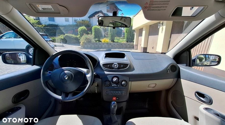 Renault Clio 1.2 16V Expression - 7
