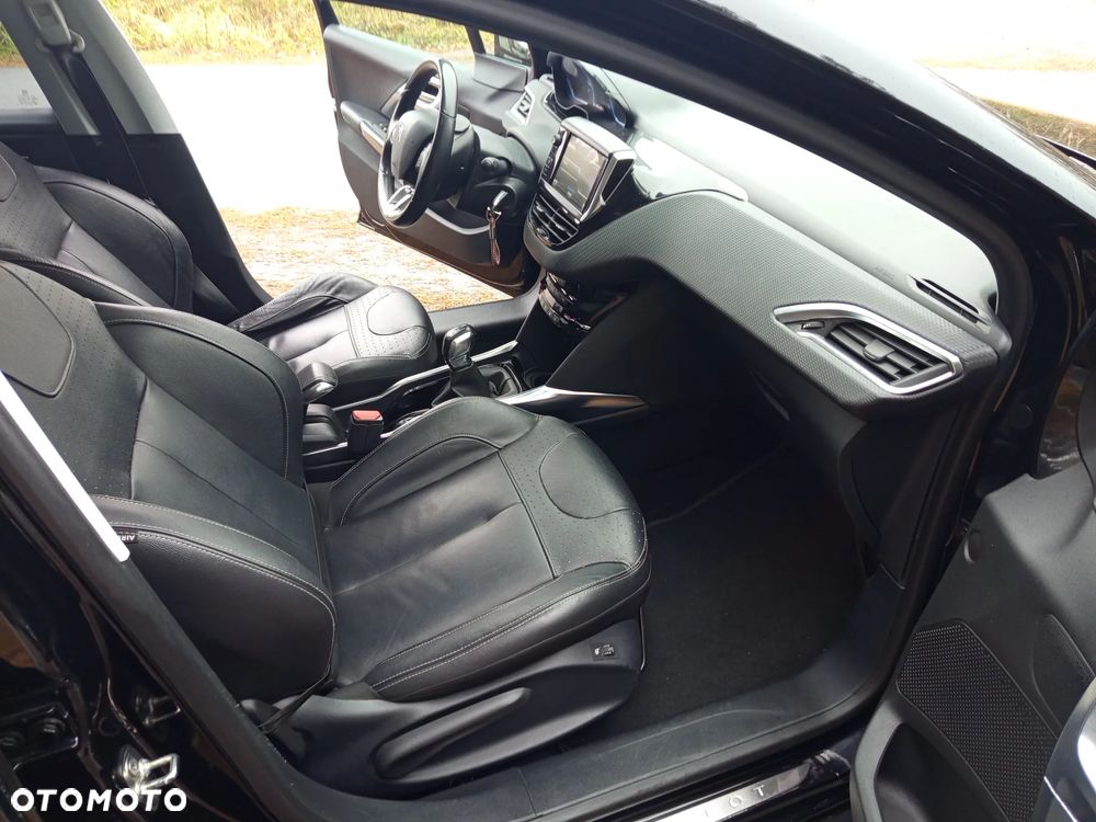 Peugeot 2008 - 7