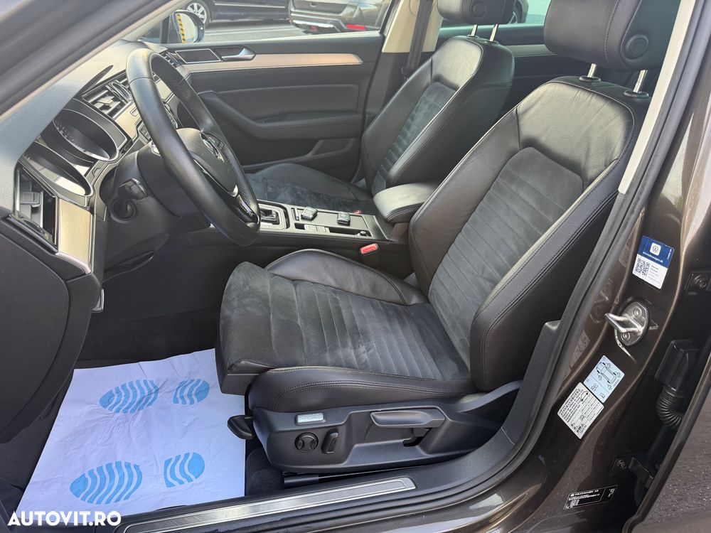 Volkswagen Passat - 17
