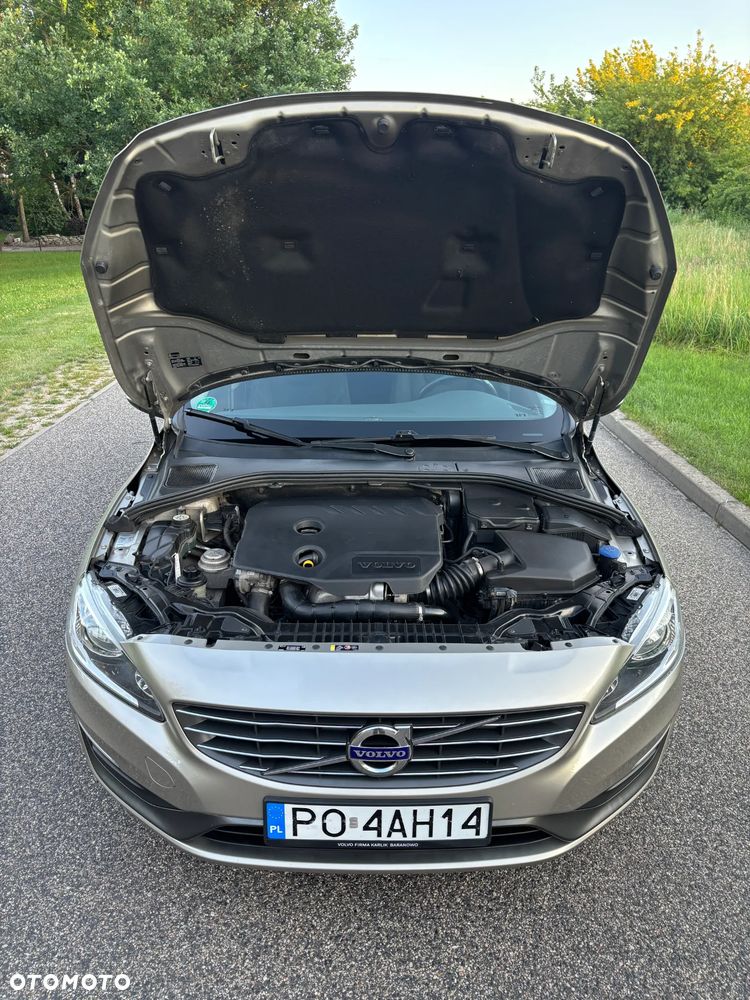 Volvo V60 D2 Momentum - 31