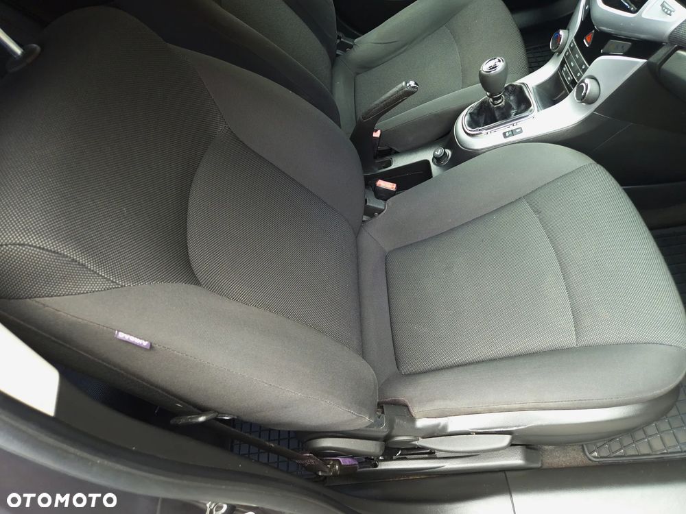 Chevrolet Cruze 1.4 T LT+ - 34