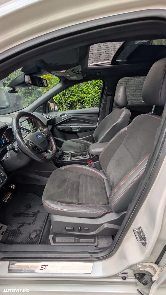 Ford Kuga - 9