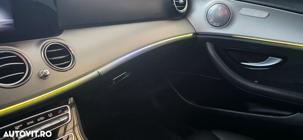 Mercedes-Benz E 220 d 9G-TRONIC AMG Line - 37