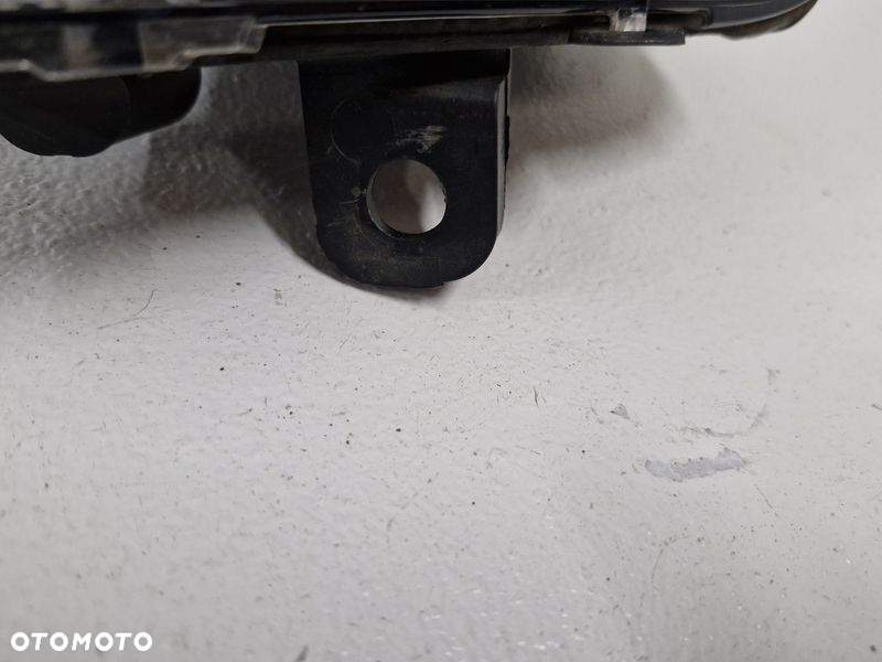 FIAT 500L 500 L HALOGEN LEWY PRZÓD LAMPA PRZECIWMGIELNA LEWA PRZEDNIA 47510748 - 2