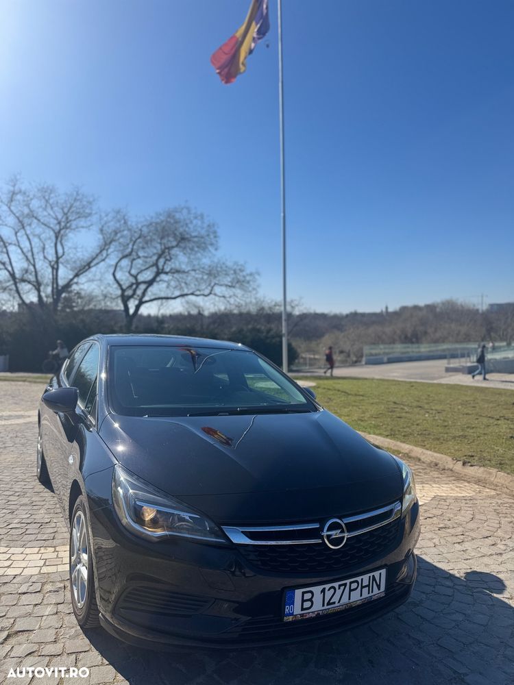Opel Astra 1.0 Turbo ECOTEC Start/Stop Dynamic - 1