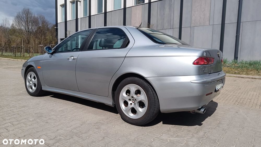 Alfa Romeo 156 2.5 V6 24V Distinctive - 32