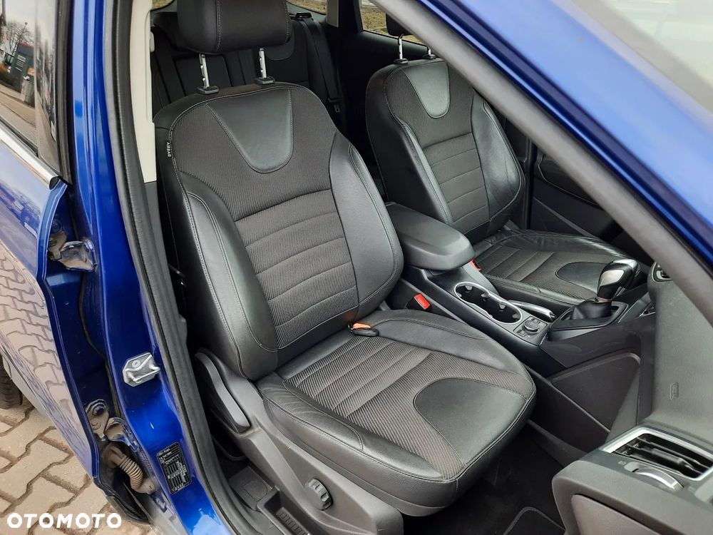 Ford Kuga 2.0 TDCi 4x4 SYNC - 24