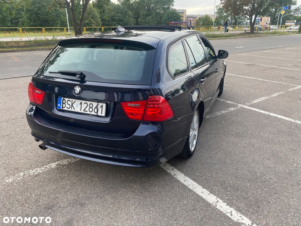 BMW Seria 3 318i - 10