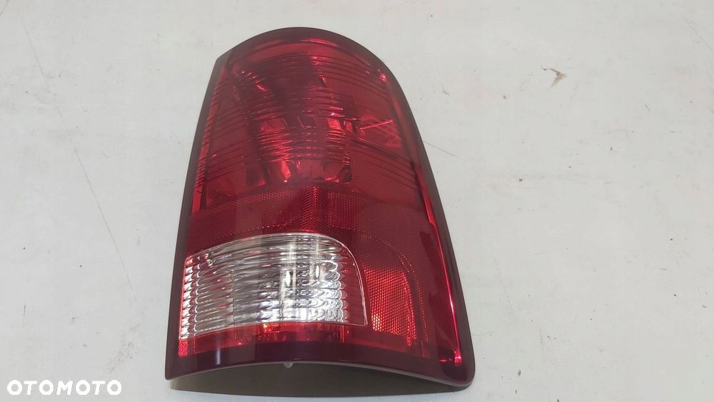 LAMPA TYŁ TYLNA PRAWA DODGE RAM 1500 50693B USA