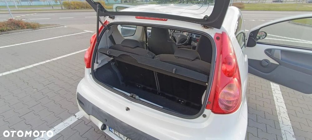 Peugeot 107 - 11