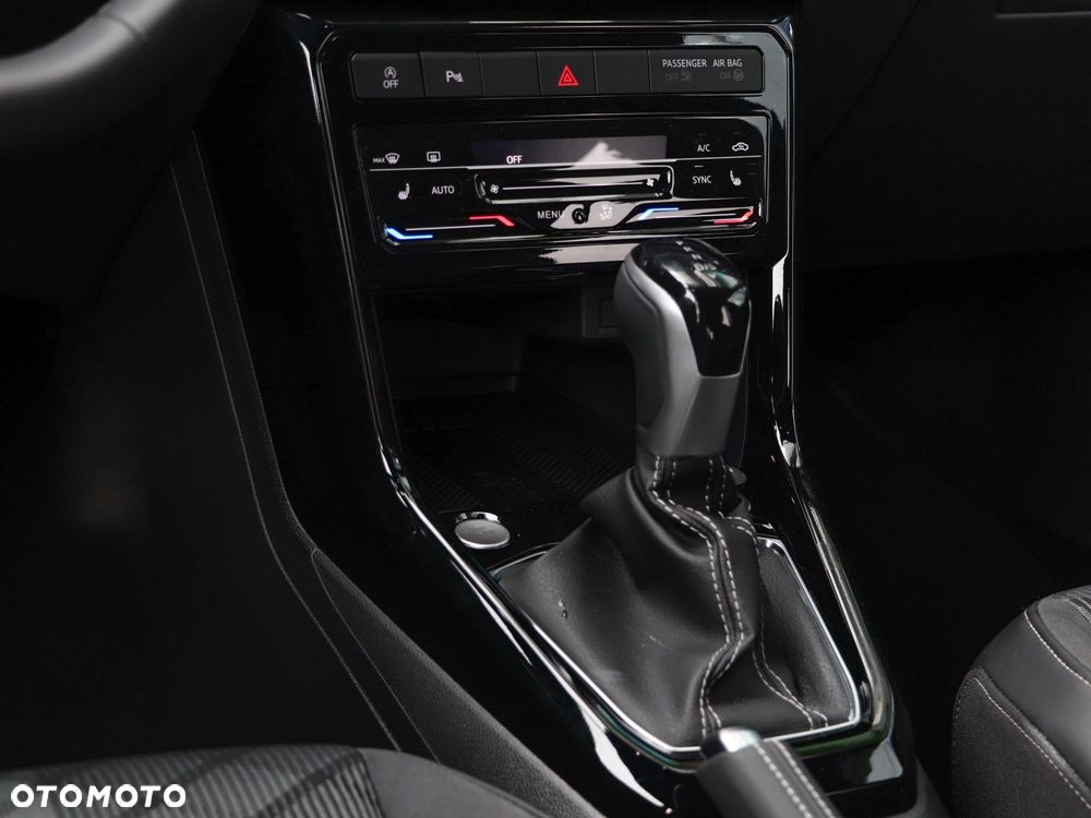 Volkswagen T-Cross - 15