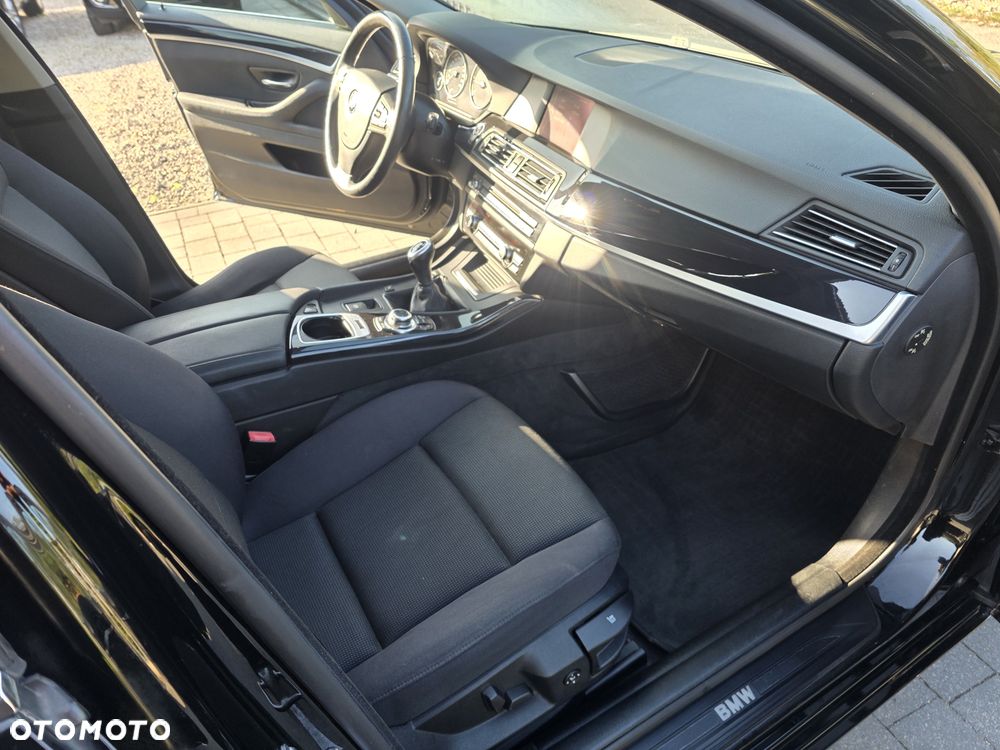 BMW Seria 5 520d Modern Line - 16