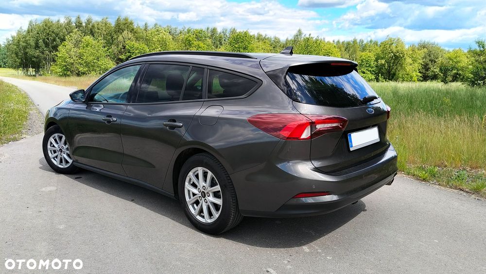 Ford Focus 1.5 EcoBlue STart-Stopp-System TITANIUM - 6