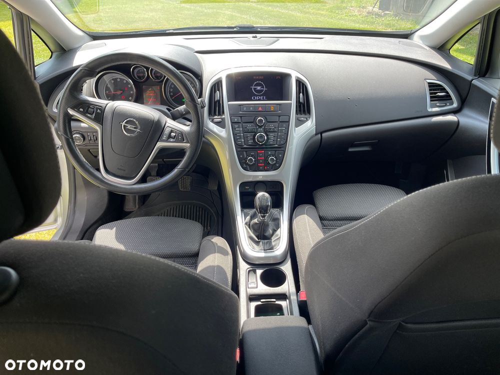 Opel Astra - 14